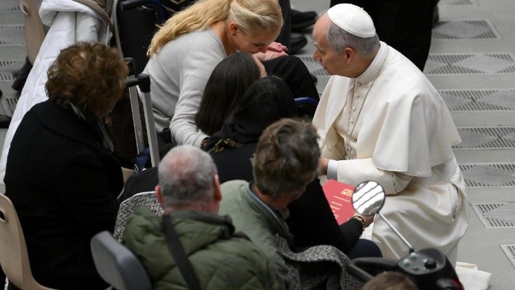 പൊതുകൂടിക്കാഴ്ചാവേളയിൽ  പാപ്പാ 