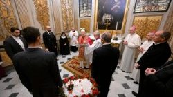 Presentati al Papa gli agnelli in memoria di Sant'Agnese