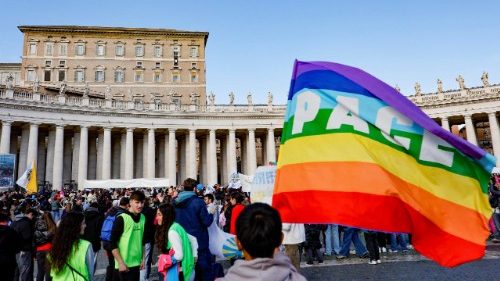 Ucr&acirc;nia, o Papa: parem a guerra, graves consequ&ecirc;ncias para os civis