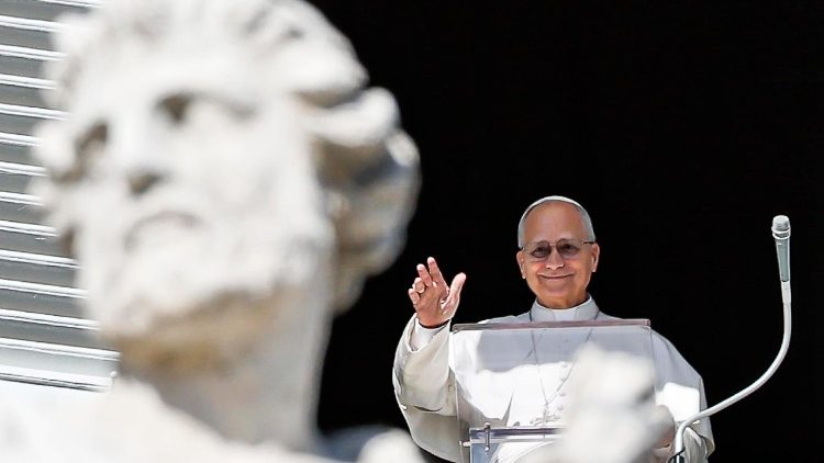 Påve Leo XIV under Angelus