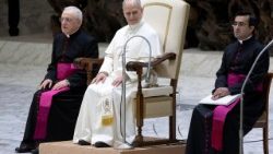 البابا: إنَّ كلمة الله تكشف لنا سر الله الذي لا ينضب!