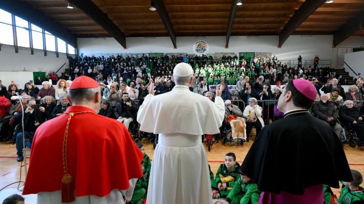 папата в енорията в Остия