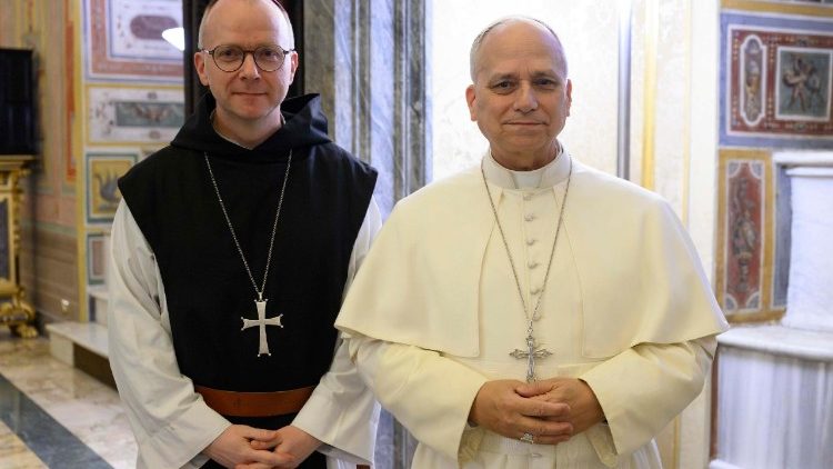 Pāvests un rekolekciju vadītājs