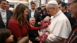 ಫೆಬ್ರವರಿ 2026 ರಲ್ಲಿ ಪಾಂಟಿಫಿಕಲ್ ಅಕಾಡೆಮಿ ಫಾರ್ ಲೈಫ್‌ನ ಸಮಗ್ರ ಸಭೆಯಲ್ಲಿ ಭಾಗವಹಿಸುವವರನ್ನು ಜಗದ್ಗುರು XIVನೇ ಲಿಯೋರವರು  ಸ್ವಾಗತಿಸುತ್ತಾರೆ.