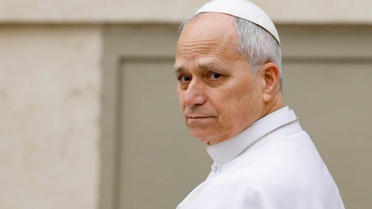 ಕ್ಯಾಸ್ಟೆಲ್ ಗ್ಯಾಂಡೊಲ್ಫೋದಲ್ಲಿ ಜಗದ್ಗುರು XIVನೇ ಲಿಯೋರವರು