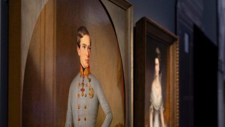 Kaiser Franz Joseph und Kaiserin Elisabeth: Bilder der Ausstellung mit dem Schätzen der Habsburger in Rom