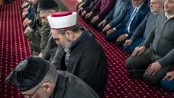 Muslime beim Freitagsgebet in Kyiv