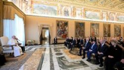 Папата с членовете на "Fondazione Cattolica"