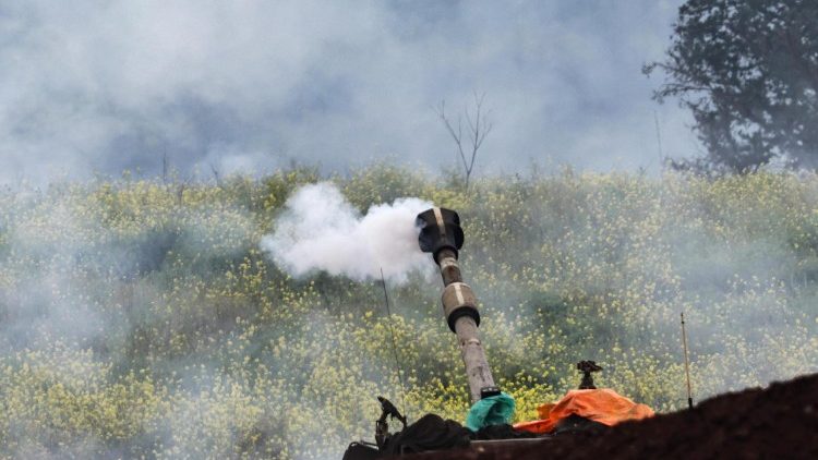 Vikosi vya Israeli vyaongeza uwepo wake kando ya mpaka na Lebanon.