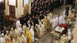 जॉर्जिया के प्राधिधर्माध्यक्ष इलिया द्वितीय का त्बिलिसी में अंतिम संस्कार