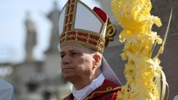 Il Papa nella Domenica delle Palme, 'deponete le armi! Siete fratelli!"