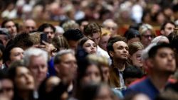 Молебен о мире 11 апреля