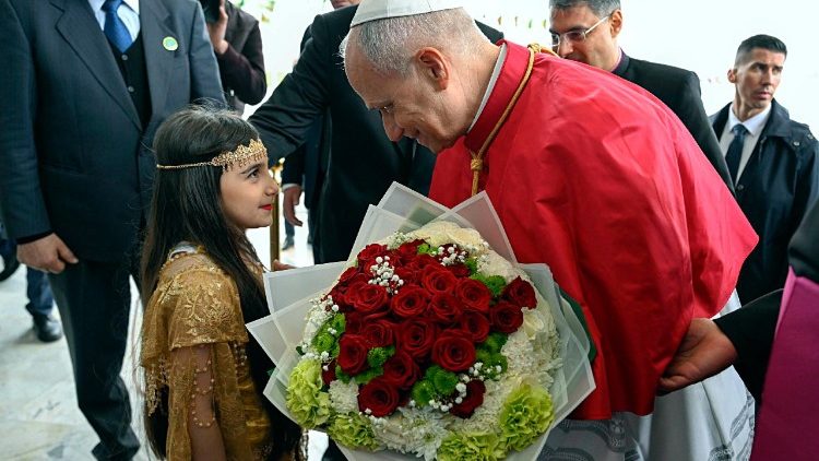 संत पापा का अल्जीरिया में स्वागत