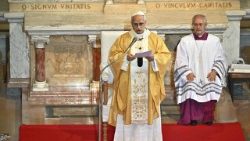 പാപ്പാ വചനസന്ദേശം നൽകുന്നു 