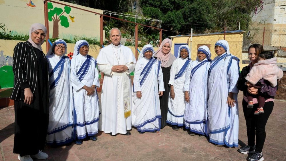 Візіт у дзіцячы садок у Алжыры