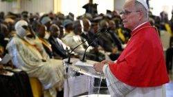 Papa Leone in Camerun all'incontro con le Autorit�, la Societ� Civile e il Corpo Diplomatico