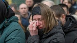 ದಾಳಿಯ ನಂತರ ಉಕ್ರೇನಿಯನ್ನರು