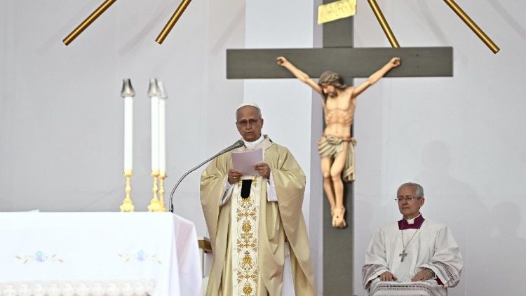 Il Papa, deploro l'intensificazione degli attacchi in Ucraina