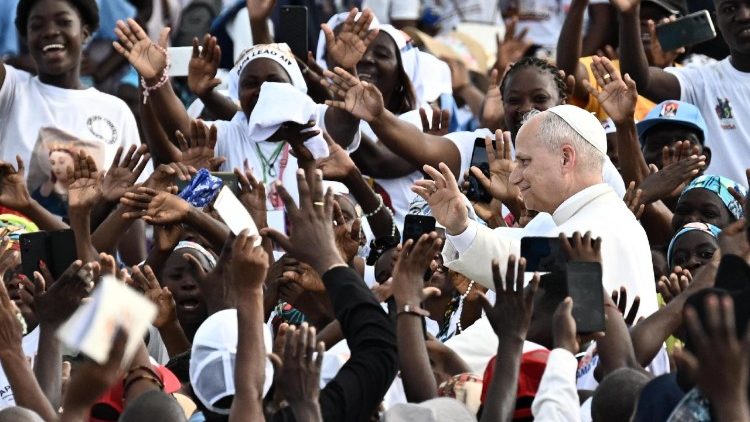 Bikira maria Mfariji wa wenye uchungu, Utuombee