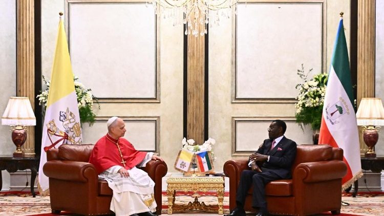 Đức Thánh Cha Lêô XIV thăm hữu nghị Tổng thống Teodoro O. N. Mbasogo, Cộng Hoà Guinea Xích Đạo, ngày 21.04.2026.