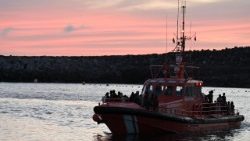 Ba migrant 110 bakomi na esanga Canaries 