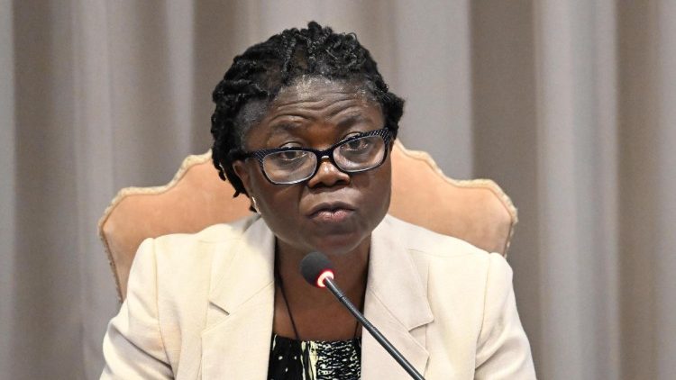 Leocadie Lushombo, docente de Teologia Pol&iacute;tica e Pensamento Social Cat&oacute;lico na Escola Jesu&iacute;ta de Teologia da Universidade de Santa Clara, Calif&oacute;rnia. (Foto: Maurizio Brambati)