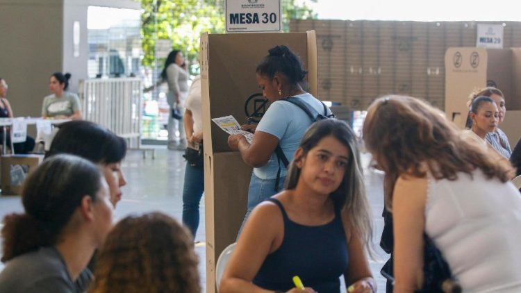 Centros de votación en Colombia para las elecciones presidenciales del domingo 31 de mayo 