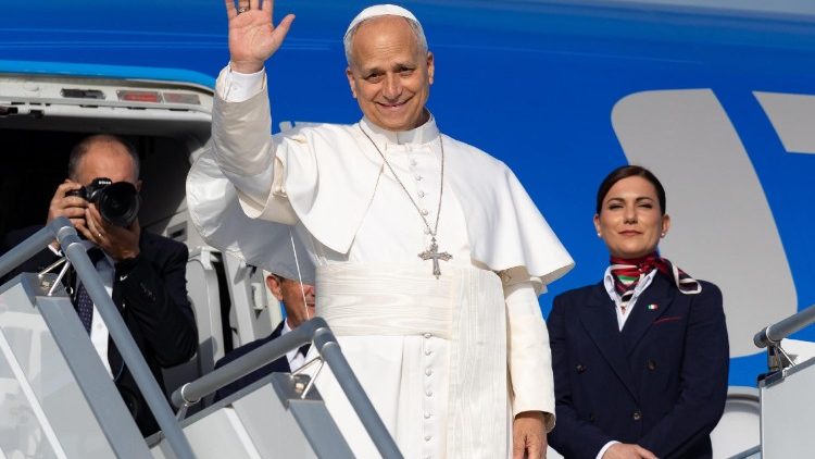Papa Leone XVI in partenza per la Spagna