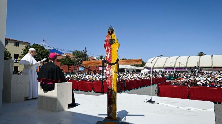 Il Papa ai trafficanti di essere umani, fermatevi e convertitevi!