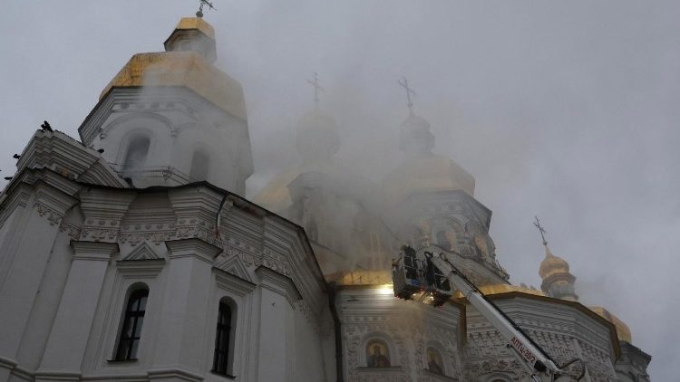 Several casualties after Russian overnight attack on Kyiv