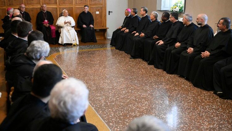 Visita Pastorale a Pavia, incontro con la comunit� degli Agostiniani