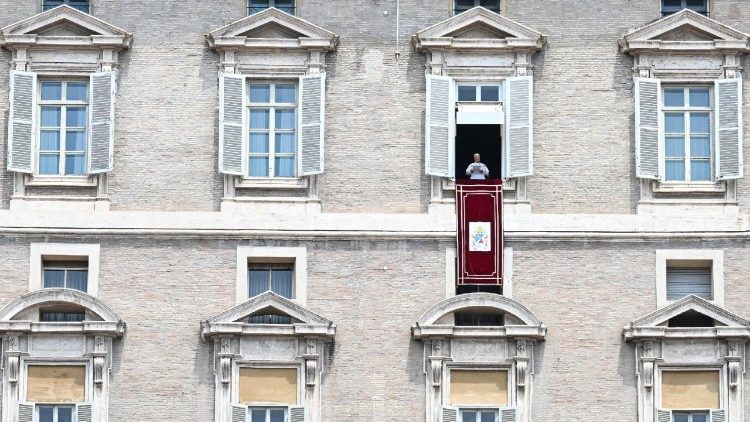 Il Papa, 'Pietro e Paolo diversi ma non avversari'