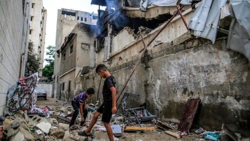 Gaza: Israel construye una barrera junto a la &laquo;L&iacute;nea Amarilla&raquo; en la Franja