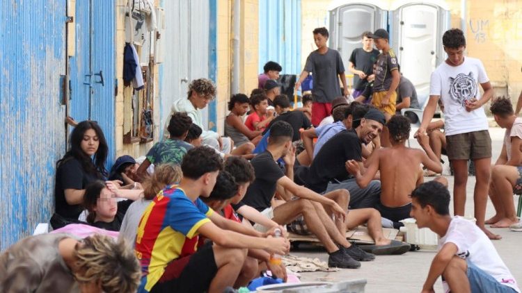 Migrantai Seutos gatvėje