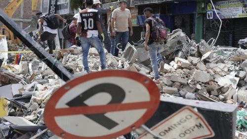 Colombia, il vescovo di Pereira: Dio provveder&agrave; alla fase di ricostruzione