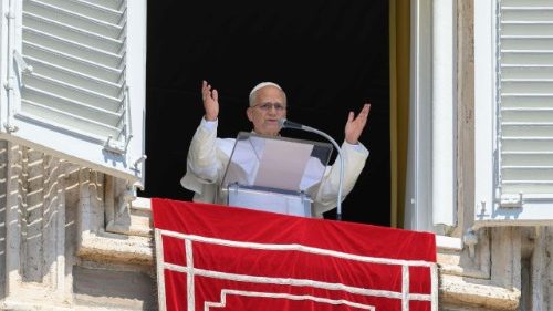 Pope Leo XIV leads Sunday Angelus prayer