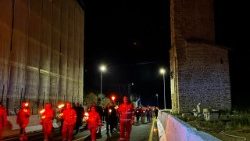 Amatrice ricorda con il silenzio e una fiaccolata le vittime del terremoto