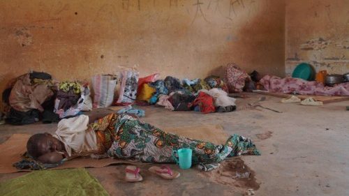 RD Congo, il cardinale Ambongo: "Il Paese ha bisogno di comunione"