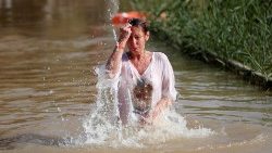 Dlaczego w potopie laicyzacji nadal są nawrócenia?