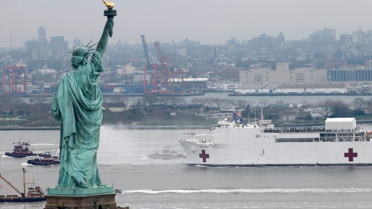 Die Freiheitsstatue vor New York