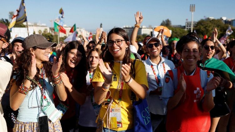 Nghi thức ch&agrave;o đ&oacute;n của Đại hội GTTG Lisbon