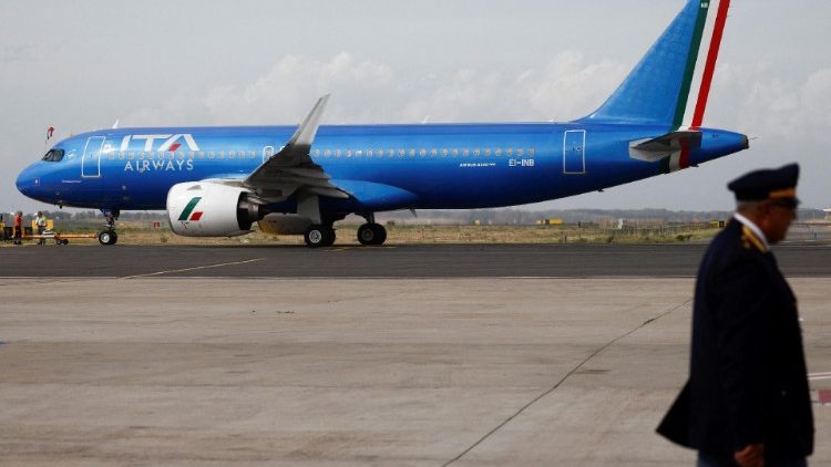 Pope Francis departs ahead of his visit to Marseille