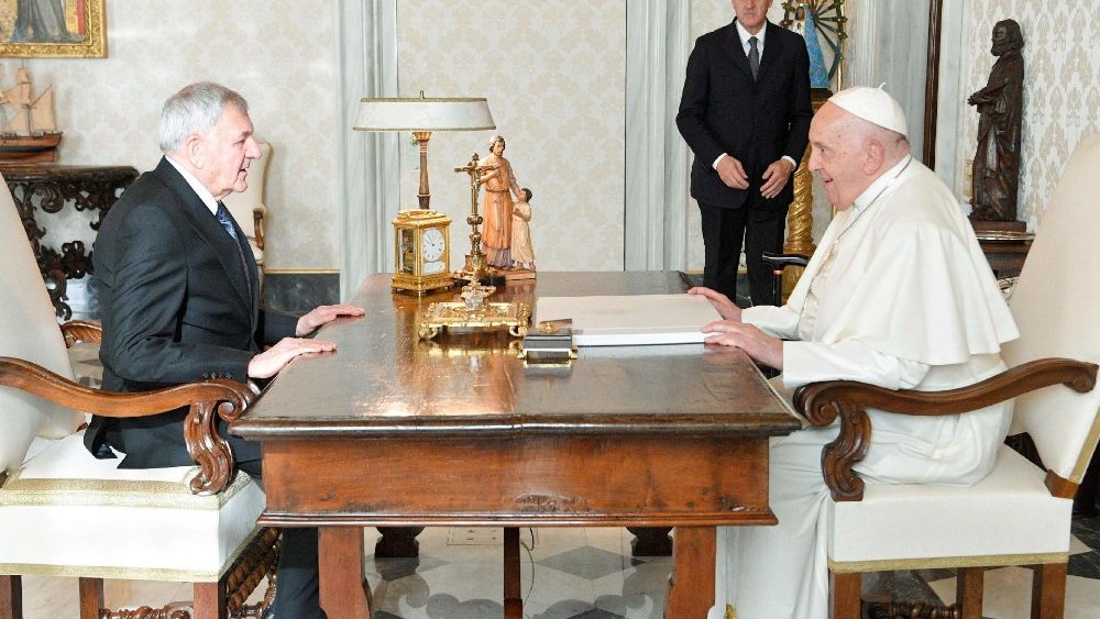 Papa Francisco se reúne com o presidente iraquiano Abdul Latif Jamal Rashid no Vaticano