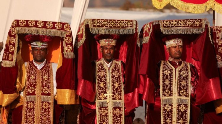 Mamajusi Kutoka Mashariki ya Mbali ni Mahujaji wa matumaini