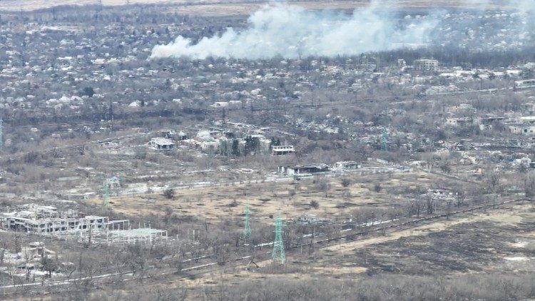 l'area dei combattimenti ad Avdiivka ripresa da un drone