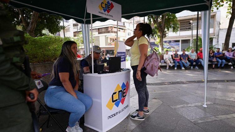 Uno de los centros de inscripción electoral habilitados en Caracas.