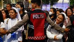 संत  पापा फ्राँसिस इंडोनेशिया की प्रेरितिक यात्रा में