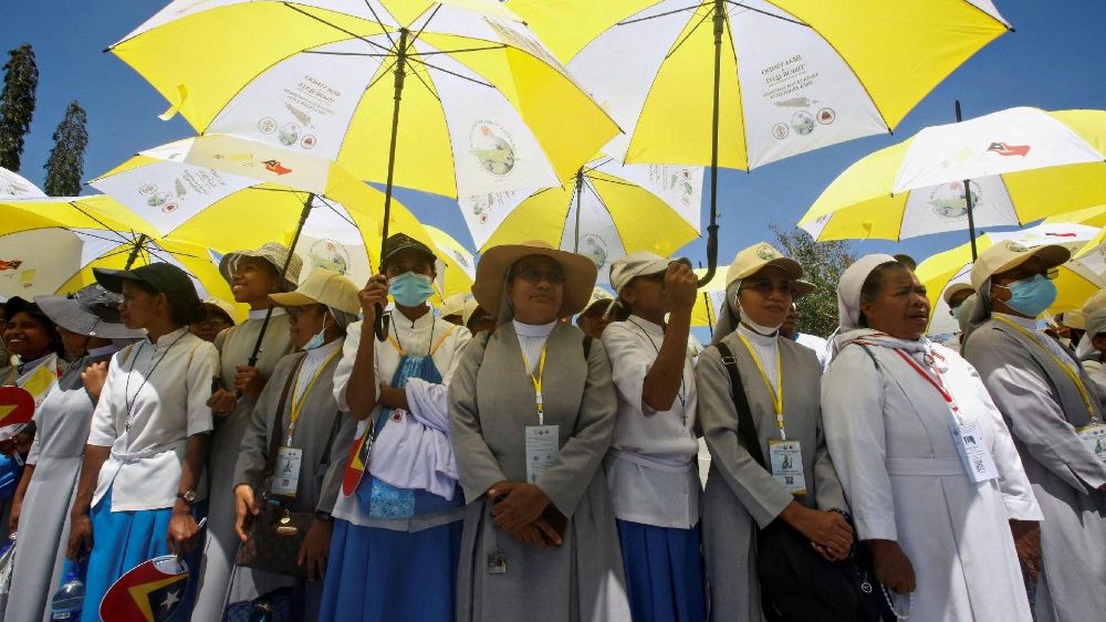 Пантыфік прыбыў з афіцыйным візітам ва Усходні Тымор