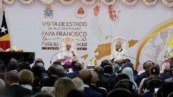 तिमोर लेस्ते के अधिकारियों से मुलाकात करते संत पापा फ्रांँसिस