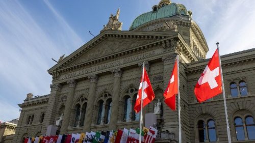 Schweiz: Caritas gegen Lockerung des Kriegsmaterialgesetzes